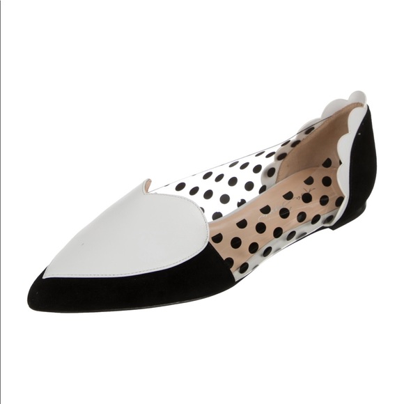 Flats - Picture 1 of 5